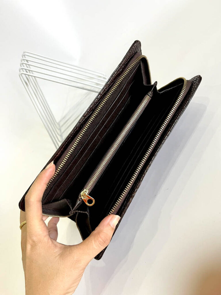 vi cam tay clutch unisex nam nu da ca sau VN73CT